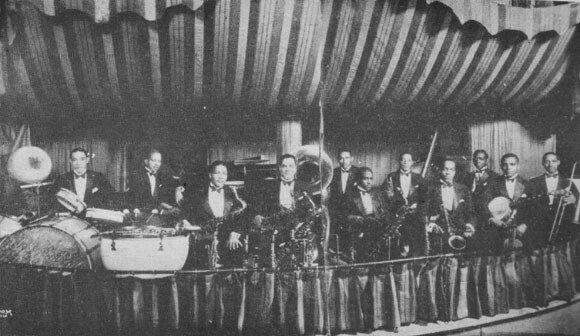 Wades-Moulin-Rouge-Orchestra